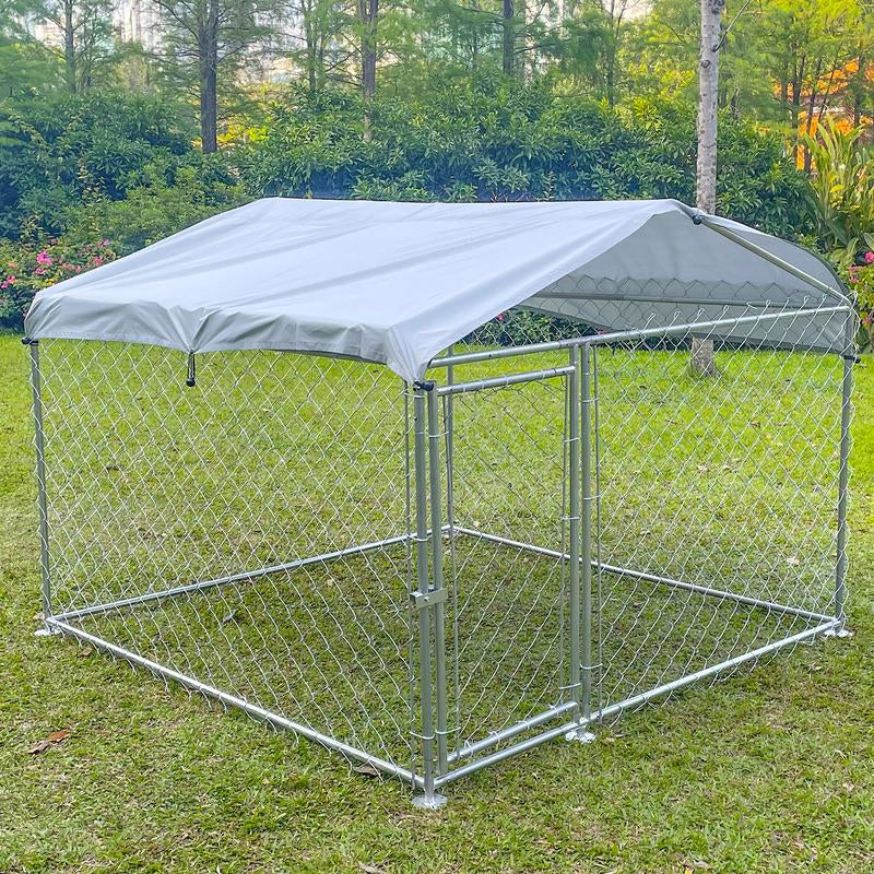 Upgraded Outdoor Dog Kennel with Roof, Large Dog House Pen Enclosure with Sidebar, Heavy Duty Chain Link Dog Kennel with Lock for outside Backyard，Great Companion for Dogs